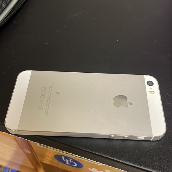 iphone 5s - Picture 3 of 4